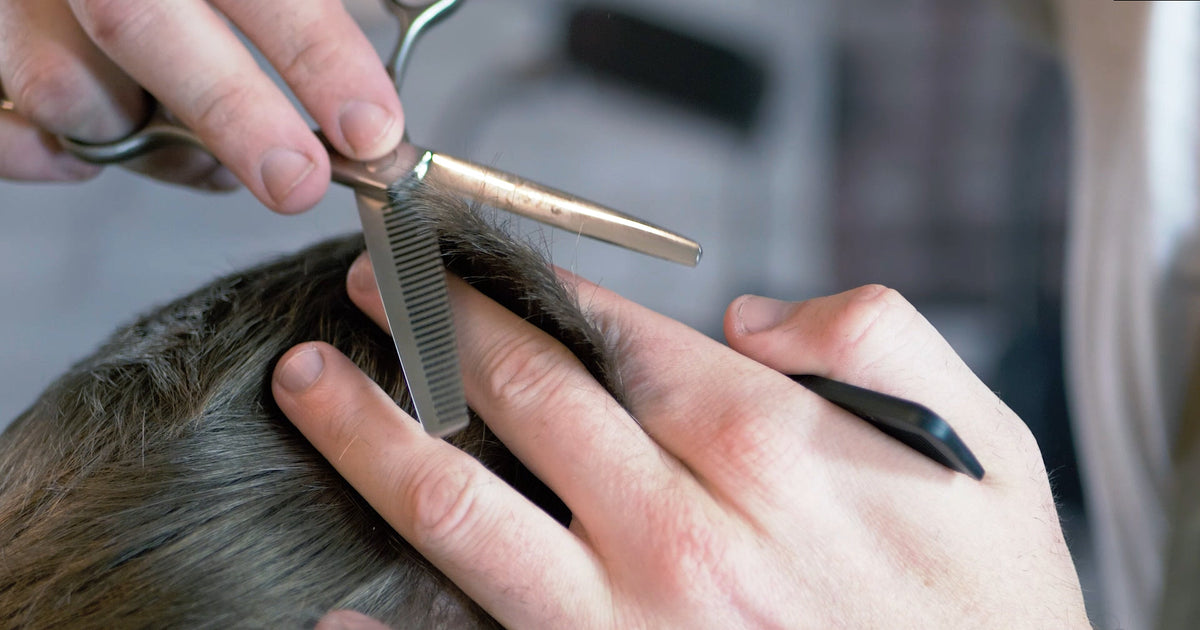 Texturising with a thinning scissor main