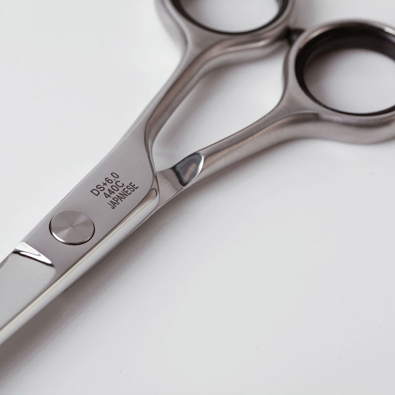 ds+-barbers-scissor-image-4-web